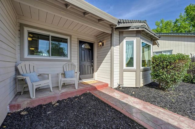 5812 Kimberly Hill Ct, Carmichael, CA 95608