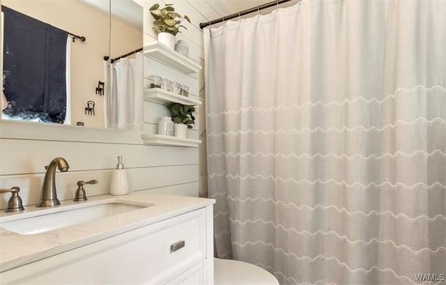 2407 23rd, Northport, AL 35476