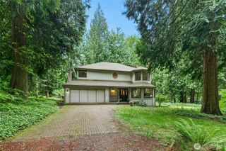 24705 SE Mirrormont Way, Issaquah, WA 98027