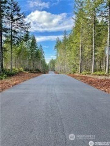 24 W Clear Lake Drive, Shelton, WA 98584