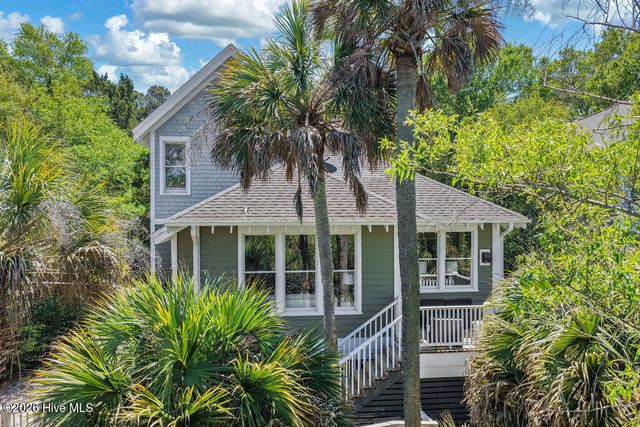 5 Grove Court, Southport, NC 28461