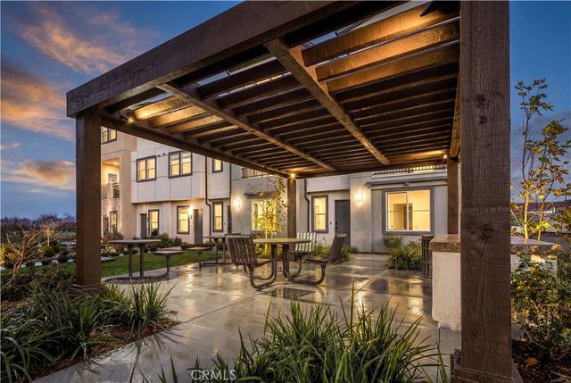 12720 Azure Way 29, Hawthorne, CA 90250