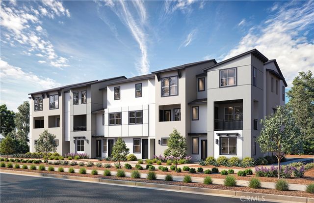 12720 Azure Way 29, Hawthorne, CA 90250