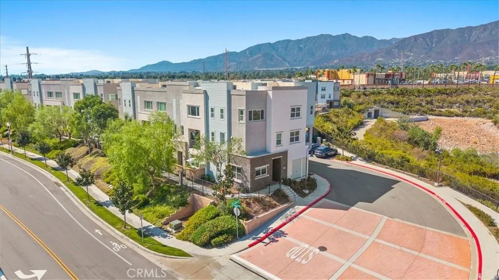 820 Highline Way, Upland, CA 91784