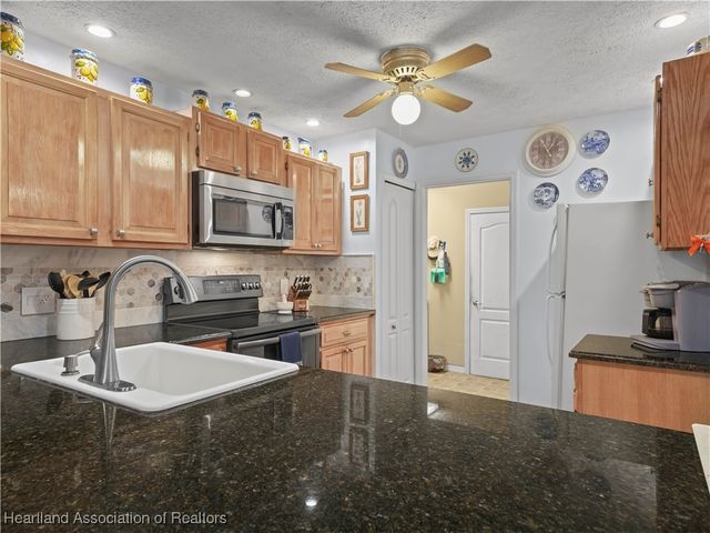 216 Phantasy Avenue, Lake Placid, FL 33852