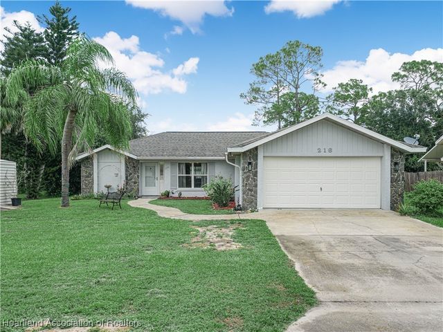 216 Phantasy Avenue, Lake Placid, FL 33852