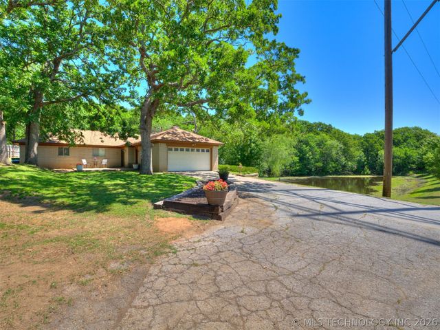 4213 Lakeside Drive, Sapulpa, OK 74066