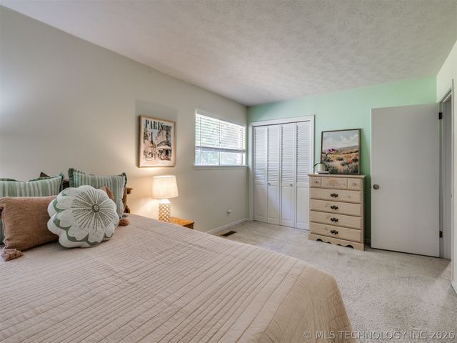 4213 Lakeside Drive, Sapulpa, OK 74066