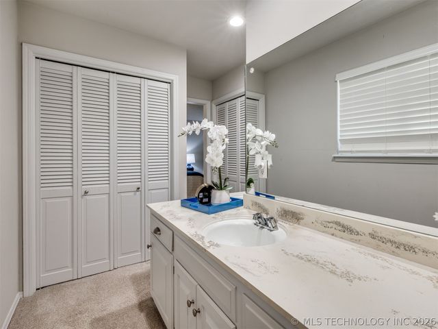 4213 Lakeside Drive, Sapulpa, OK 74066
