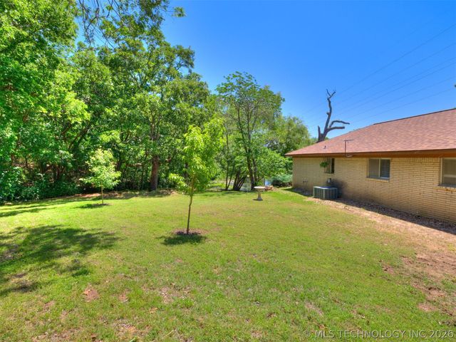 4213 Lakeside Drive, Sapulpa, OK 74066