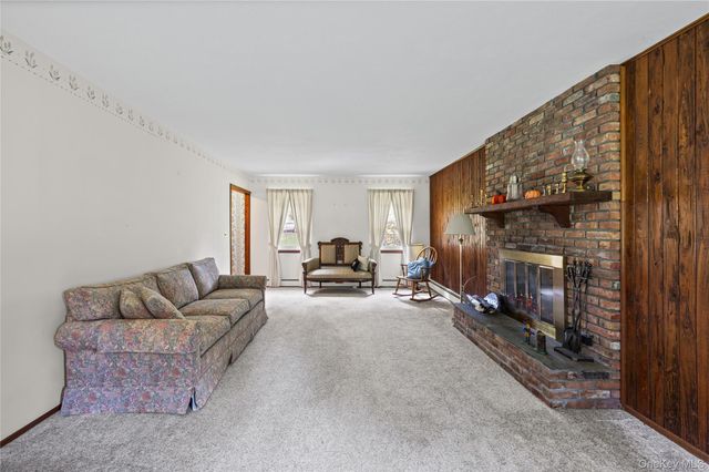 23 Peterborough Drive, Northport, NY 11768