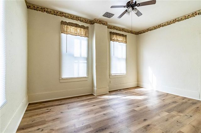 406 S Tebo Street, Windsor, MO 65360