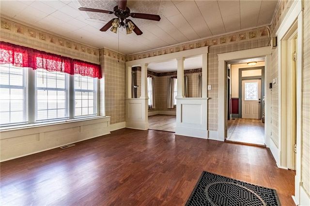 406 S Tebo Street, Windsor, MO 65360