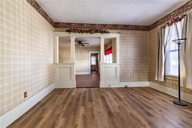 406 S Tebo Street, Windsor, MO 65360