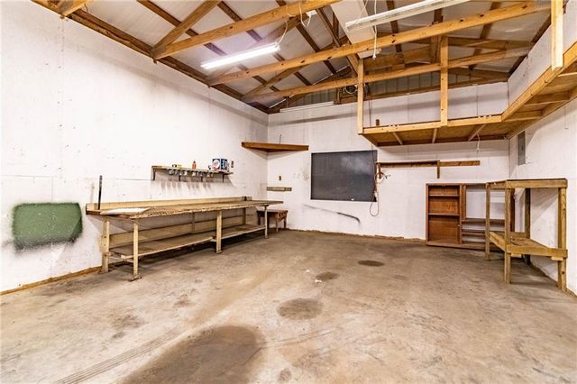 406 S Tebo Street, Windsor, MO 65360