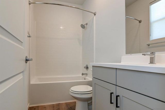 2048 52 N Highland Ave, San Diego, CA 92113