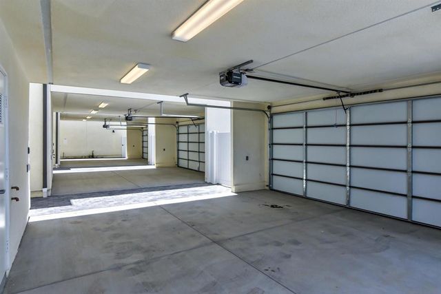 2048 52 N Highland Ave, San Diego, CA 92113