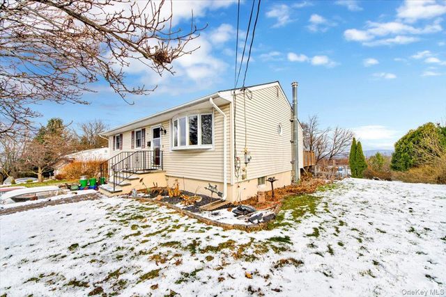 32 Highland Avenue, Warwick, NY 10990