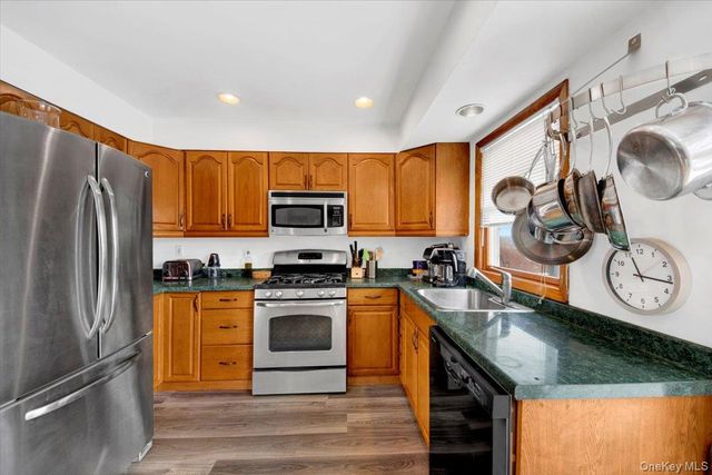 32 Highland Avenue, Warwick, NY 10990