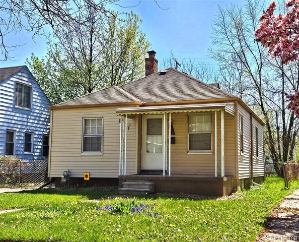 19724 Elkhart Street, Harper Woods, MI 48225