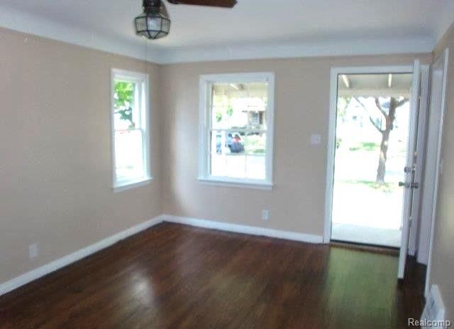 19724 Elkhart Street, Harper Woods, MI 48225