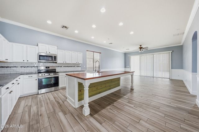 43423 W VENTURE Road, Maricopa, AZ 85138