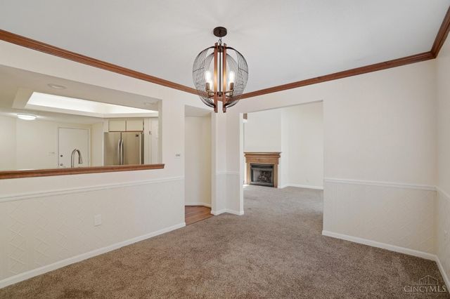 256 Centerbury Court, Springdale, OH 45246