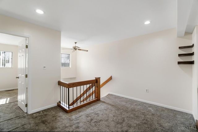 256 Centerbury Court, Springdale, OH 45246