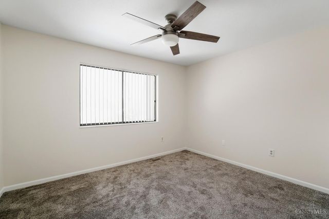 256 Centerbury Court, Springdale, OH 45246