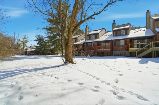 256 Centerbury Court, Springdale, OH 45246