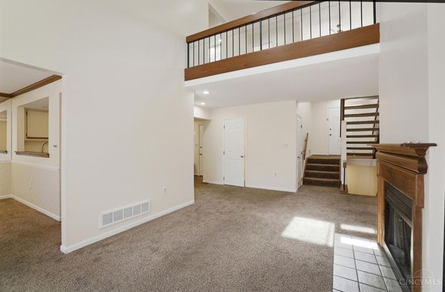 256 Centerbury Court, Springdale, OH 45246