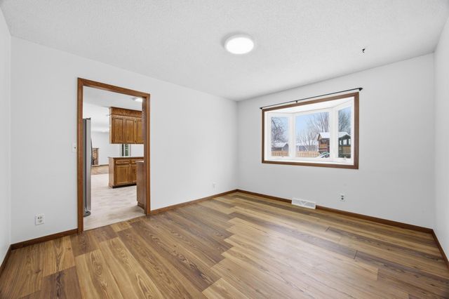 3601 Evergreen Road N, Fargo, ND 58102