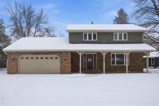 3601 Evergreen Road N, Fargo, ND 58102