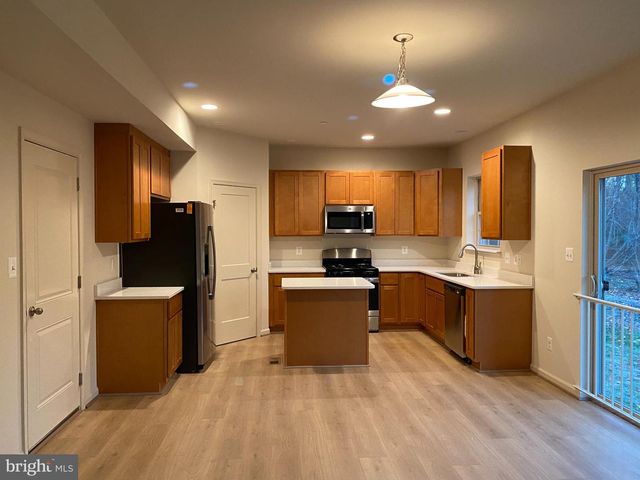 7607 AUSTIN WOODS LN, Glen Burnie, MD 21060