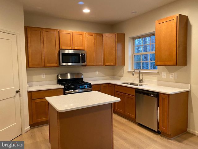 7607 AUSTIN WOODS LN, Glen Burnie, MD 21060