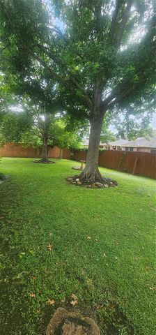 12315 E River Run East Drive, Mont Belvieu, TX 77523