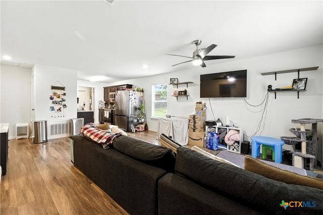 1305 Meadow Drive, Killeen, TX 76549