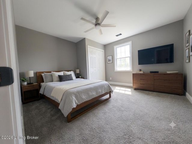 3800 E Indian Trail, Louisville, KY 40213