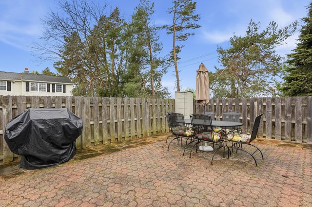 19677 Ironwood Court, Northville, MI 48167