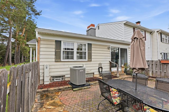 19677 Ironwood Court, Northville, MI 48167