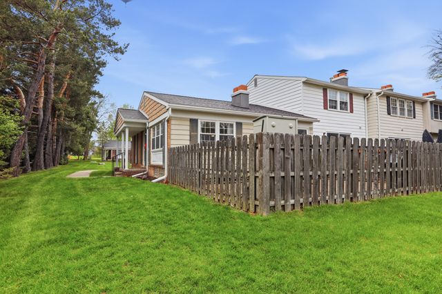 19677 Ironwood Court, Northville, MI 48167