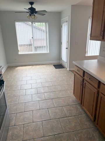 227 Brett Circle D, Wauconda, IL 60084