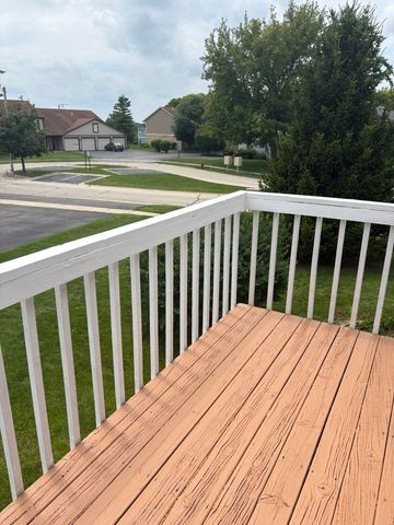 227 Brett Circle D, Wauconda, IL 60084