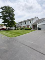 227 Brett Circle D, Wauconda, IL 60084