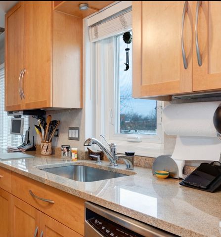 901 Hinman Avenue 5F, Evanston, IL 60202