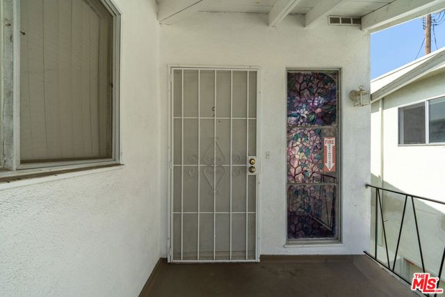 1631 Granville Avenue, Los Angeles, CA 90025