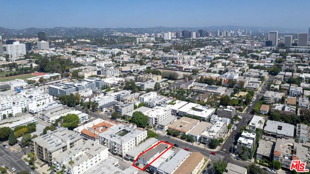 1631 Granville Avenue, Los Angeles, CA 90025