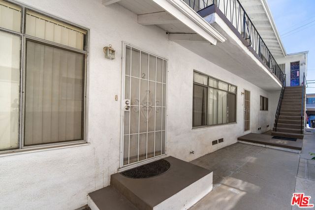 1631 Granville Avenue, Los Angeles, CA 90025