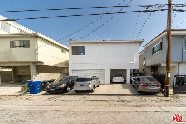 1631 Granville Avenue, Los Angeles, CA 90025