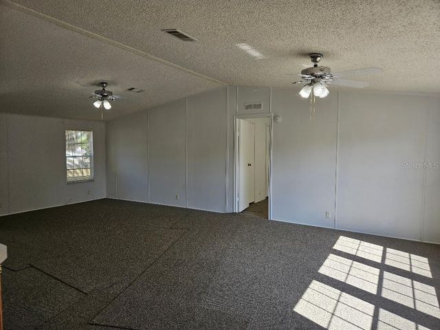 4136 ROLLING HILLS COURT E, Lake Wales, FL 33898